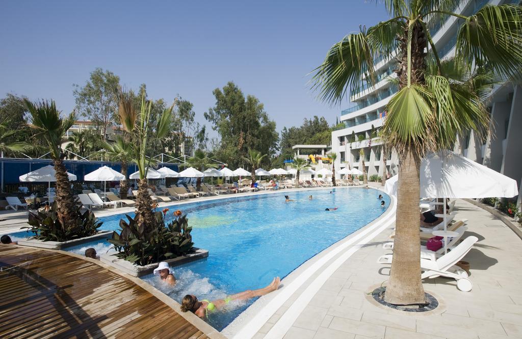 Sunrise Queen Luxury Hotel Side Exterior foto